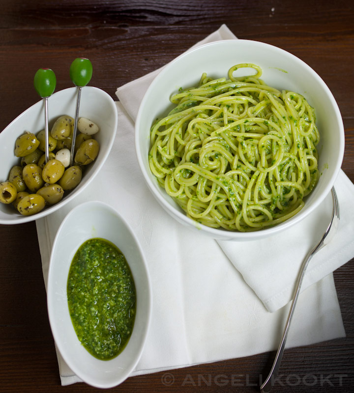 Pasta pesto