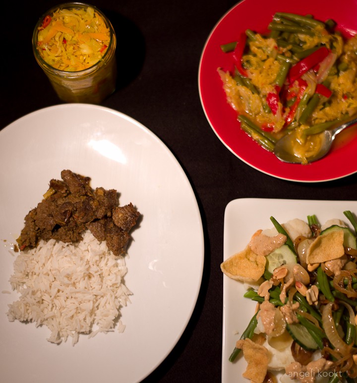 Indonesische rijsttafel