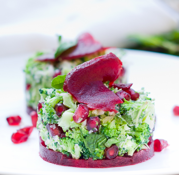 Broccolitartaar met granaatappel