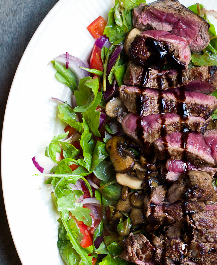 Biefstuksalade met champignons