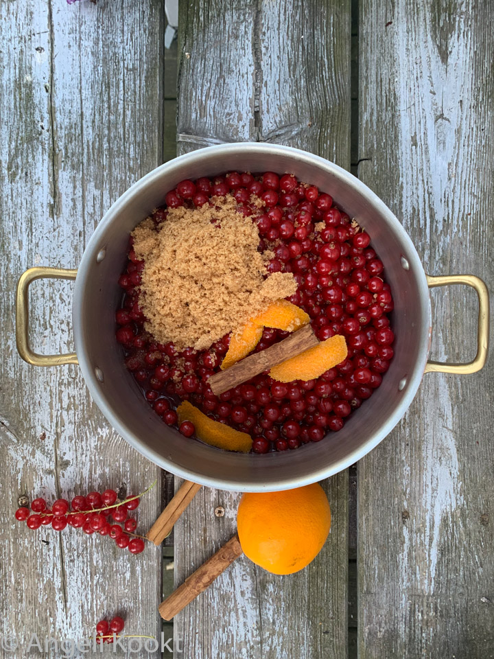 Rode bessen compote met rode port